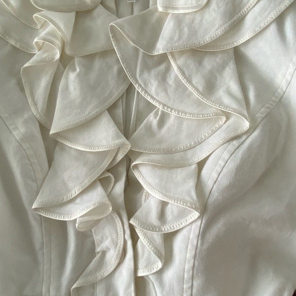 Andrea Becker Stylish Ruffled Button-Down Jacket - Picture 6 of 7